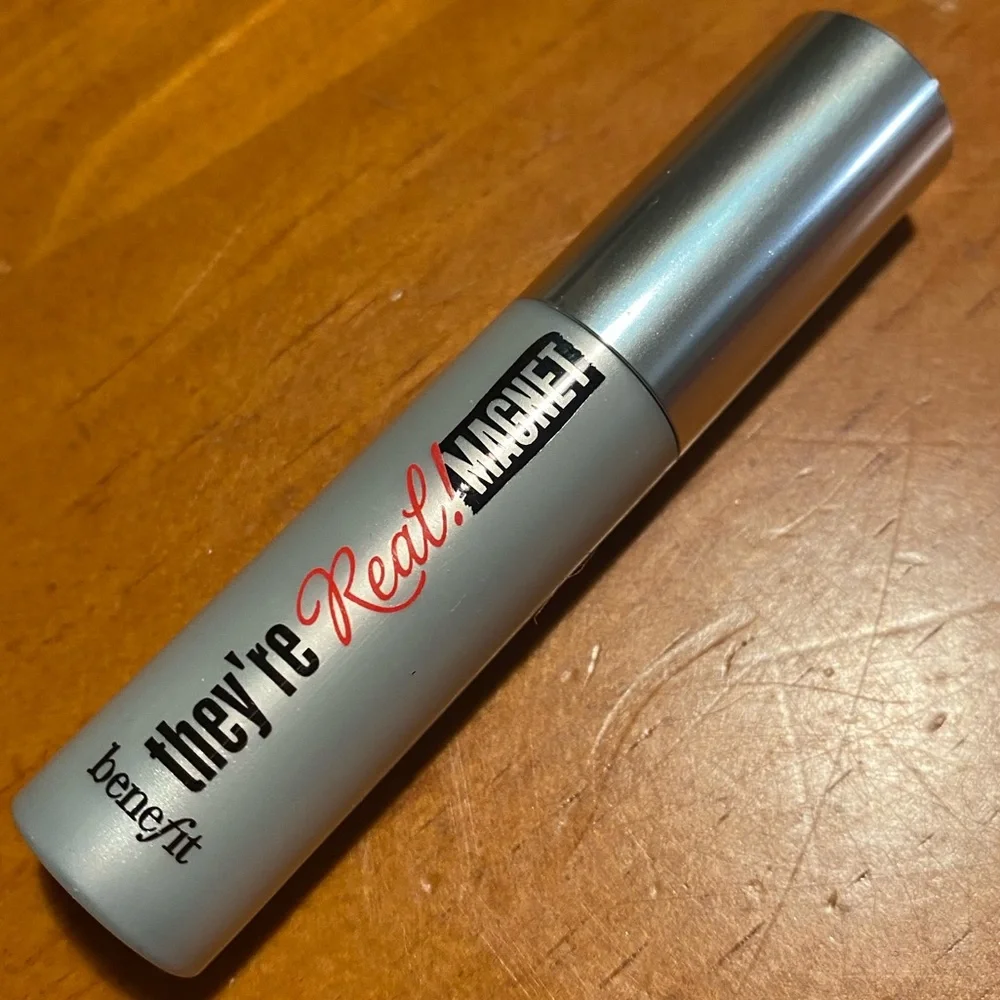 Benefit They’re Real Magnet Mascara